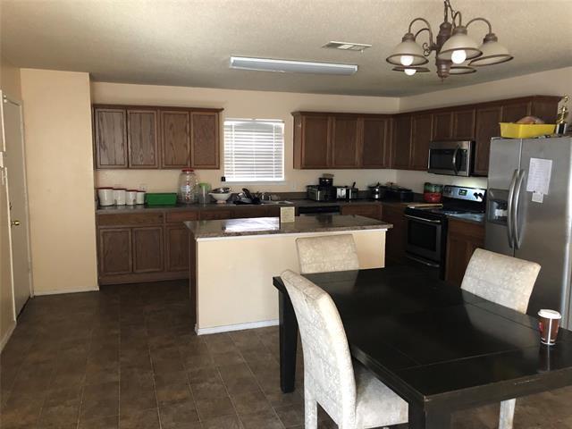 Foto del edificio - 3021 Helen Ln