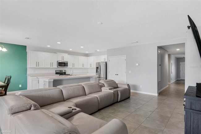 Building Photo - 4 br, 2 bath House - 199 Hydra Way