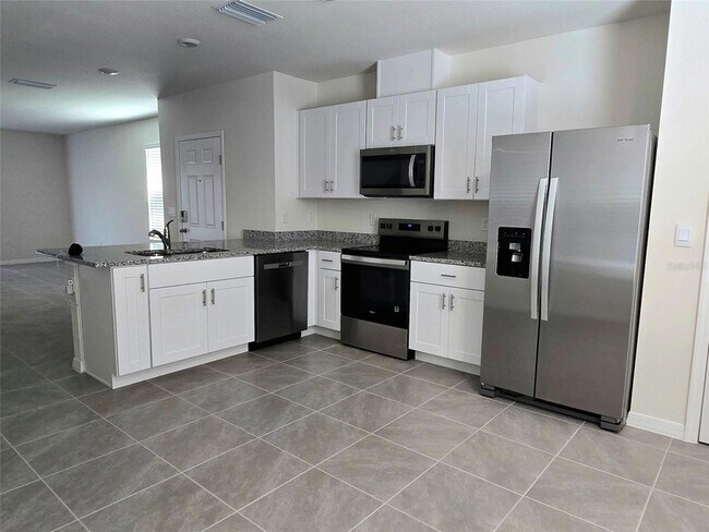 Foto del edificio - 2723 Golden Trout Ln