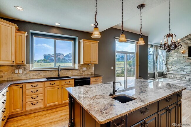 Foto del edificio - "Spacious 5-Bed Haven in Parker, CO - 2.5 Baths & 2,799 Sq Ft of Comfort!"