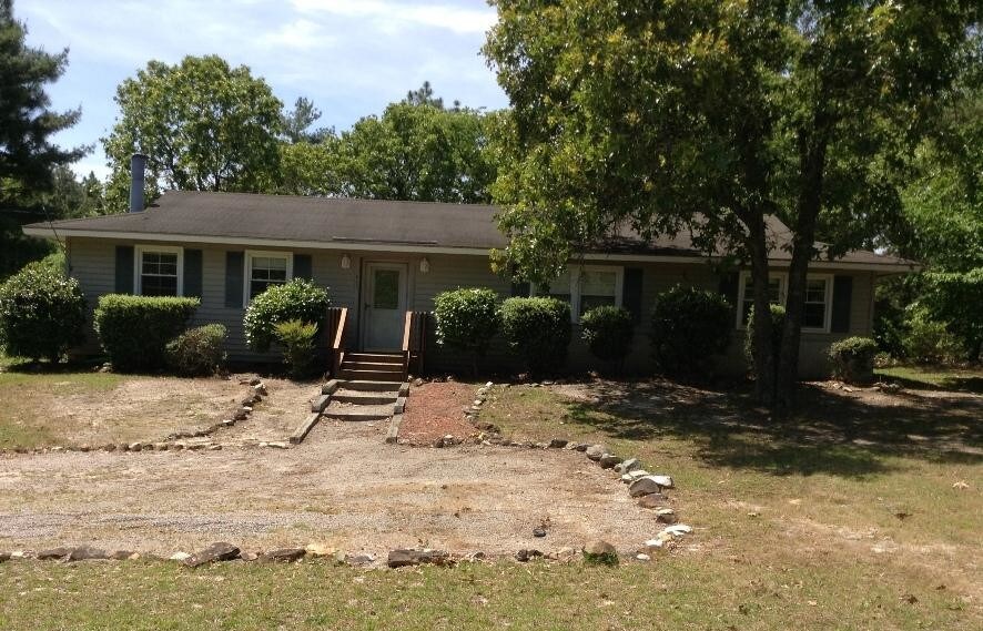 415 W Craven Ave, Pinebluff, NC 28373 House Rental in Pinebluff, NC