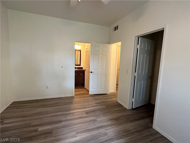 Foto del edificio - 1050 E Cactus Ave