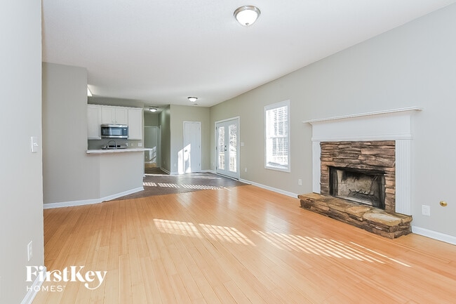 Building Photo - 405 Westwind Ct