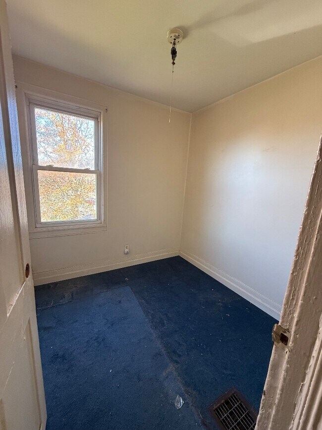 Building Photo - 1008 Park Ave