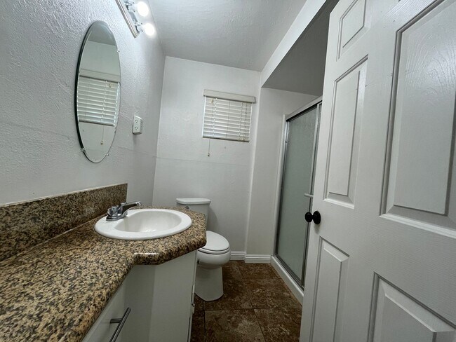 Foto del edificio - 2800 Peerless Ave