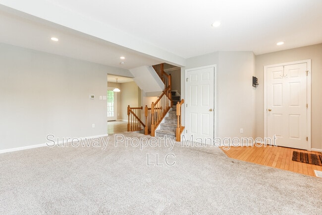 Building Photo - 61 Guilford Pl