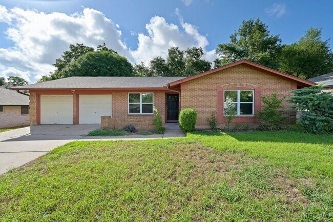 Building Photo - 9007 Viking Dr