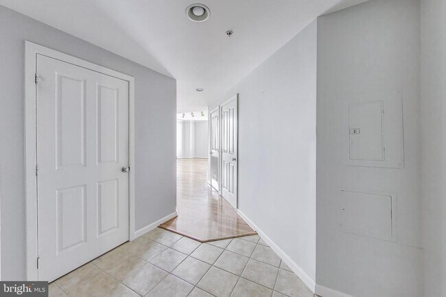 Foto del edificio - 4480 Market Commons Dr