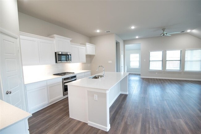 Building Photo - 1542 Wayback Dr