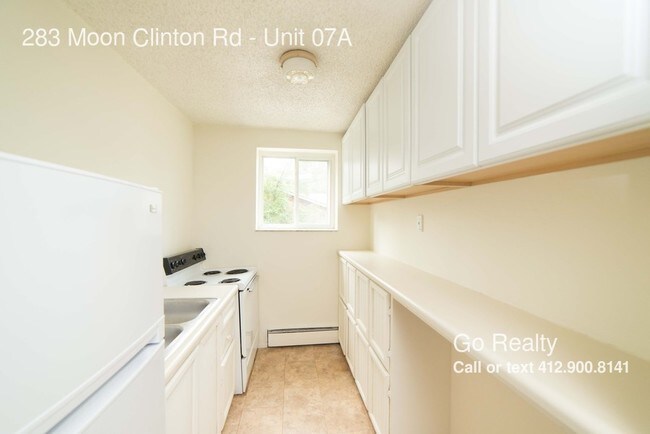 Foto del edificio - Cozy and Convenient Apartment Near Airport