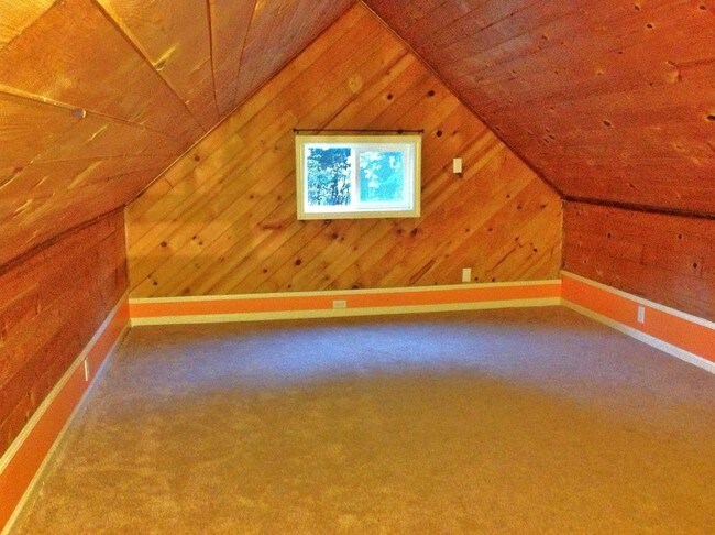 Foto del edificio - 28055 NW Bacona Rd