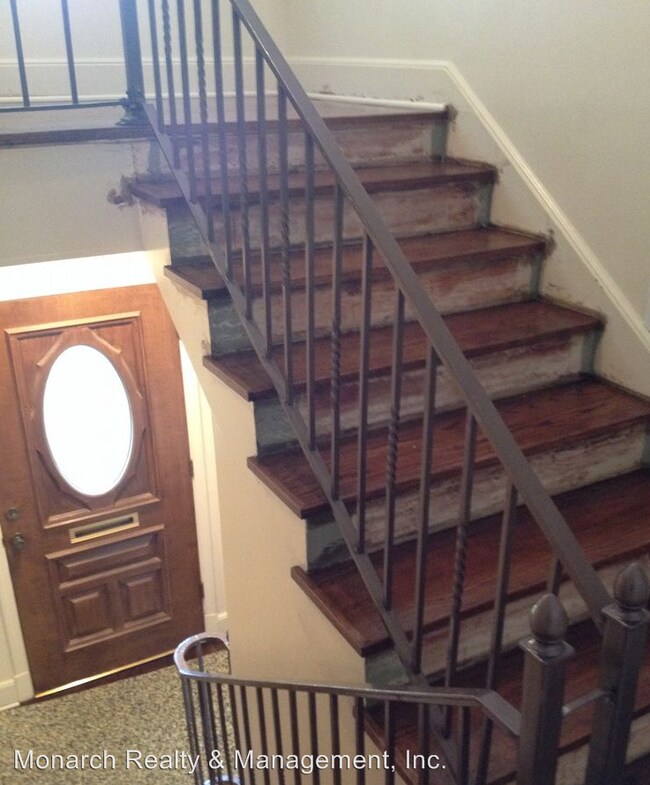 Foto del edificio - 3848-3848 Creswell Ave