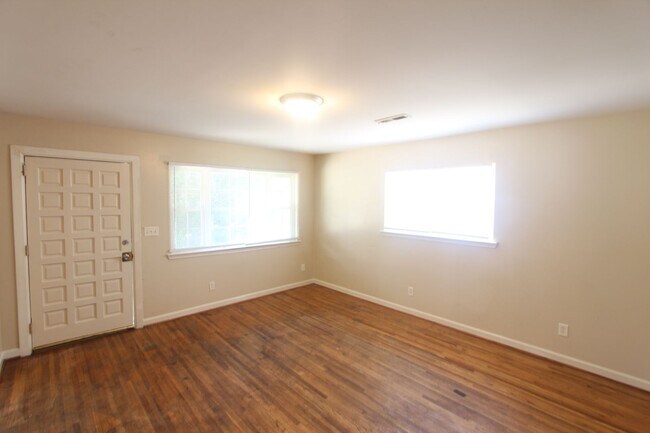 Foto del edificio - Great Home - New on The Market!!  Convenie...
