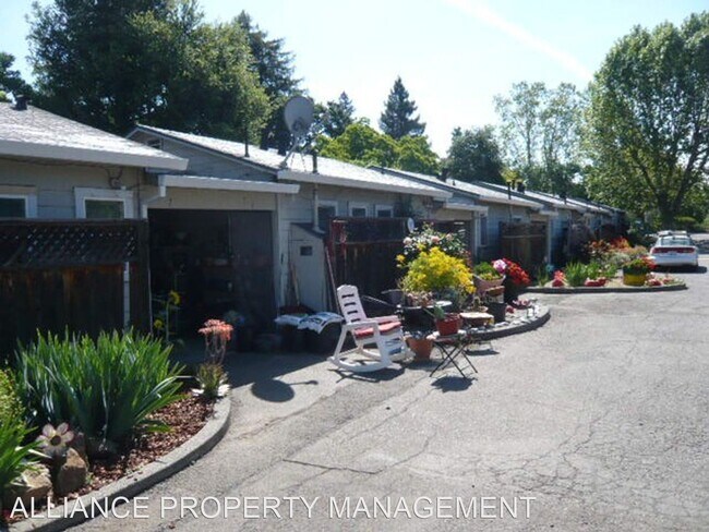 Foto del edificio - 4215 Sonoma Hwy