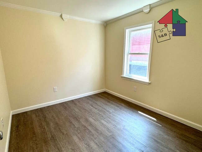 Foto del edificio - 214-216 Pine St