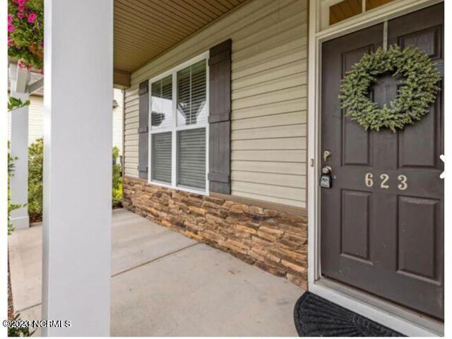 Foto del edificio - 623 Heartwood Dr