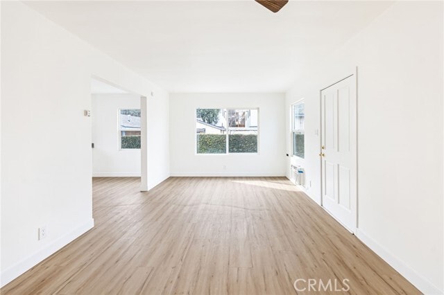 Foto del edificio - 13812 Oxnard St