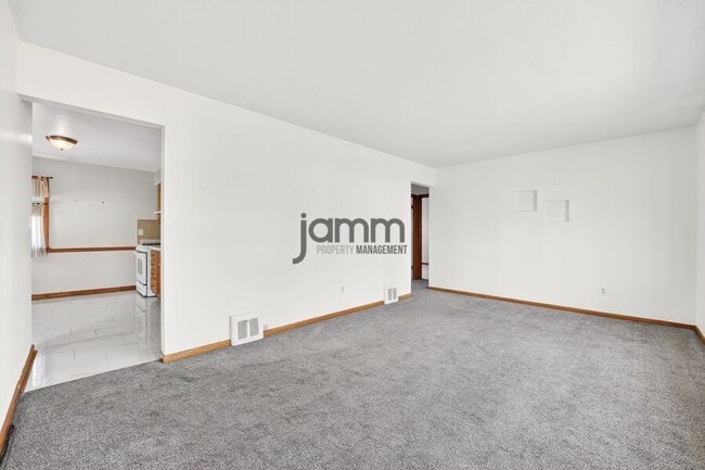 Foto del edificio - 16261 Remora Blvd