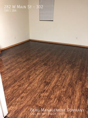 Foto del edificio - 282 W Main St