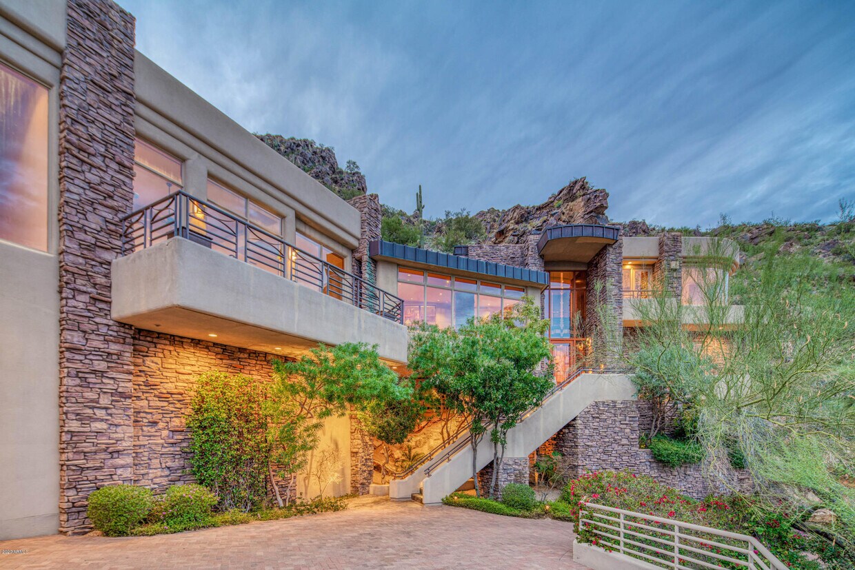 Foto principal - 5676 E Cheney Dr