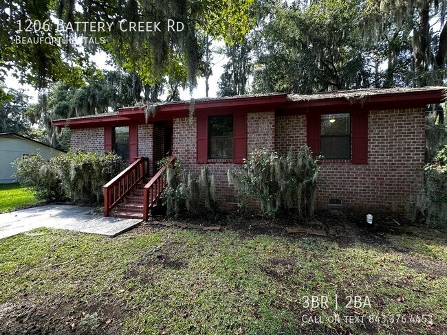 Building Photo - 1206 Battery Creek Rd