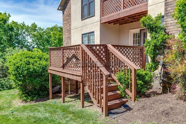 Foto del edificio - 5918 Stone Brook Dr