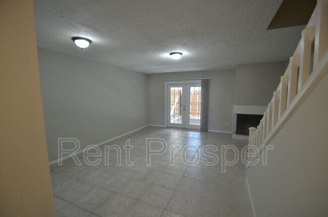 Foto del edificio - 4819 Lighthouse Cir