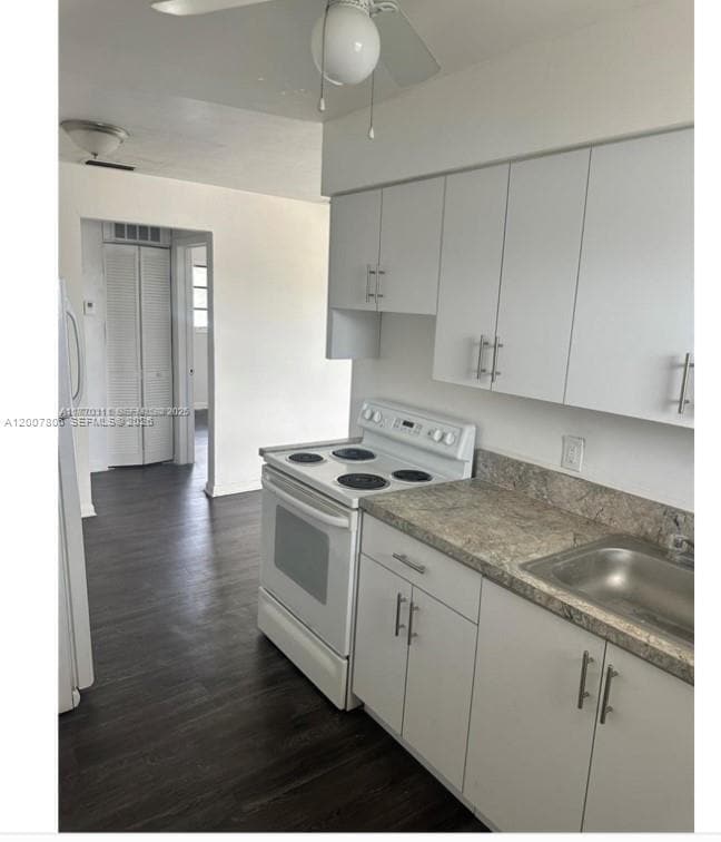 Foto del edificio - 1931 NE 168th St