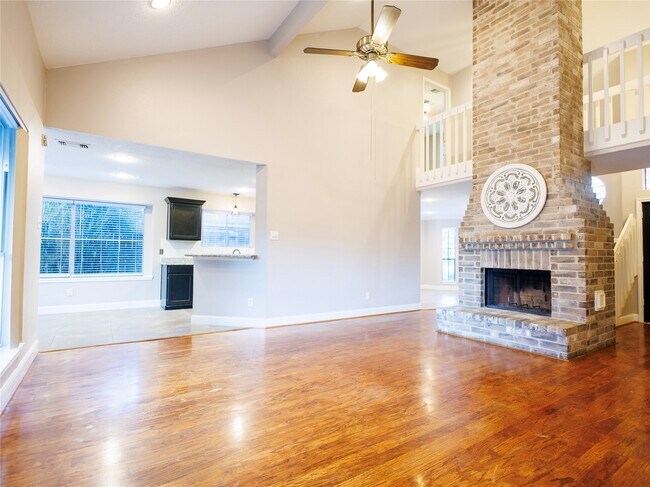 Foto del edificio - 16307 Mulberry Run Ct
