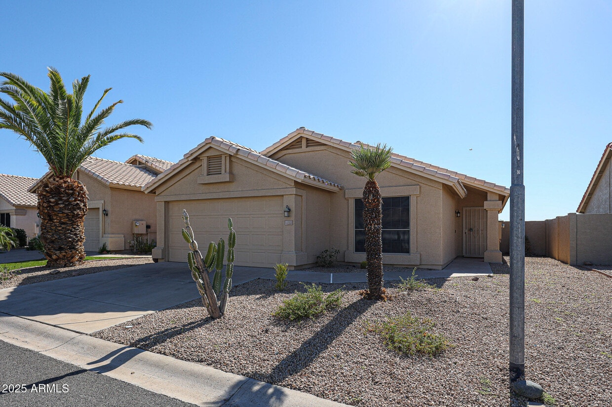 Primary Photo - 11553 W King Snake Ct
