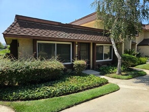 Building Photo - 1163 N Barston Ave