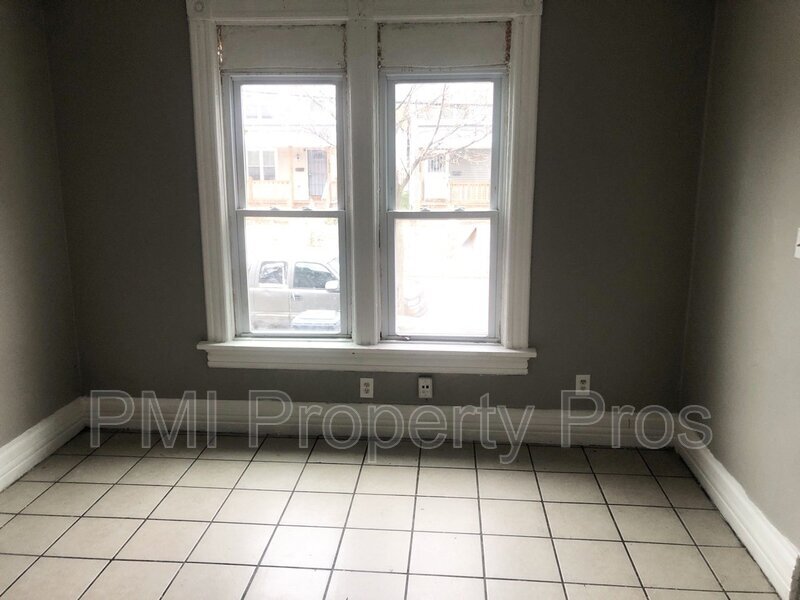 Foto principal - 1921 N 30th St