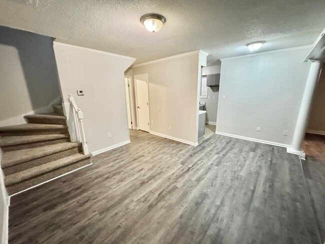 Building Photo - 4036 Navaho Ave