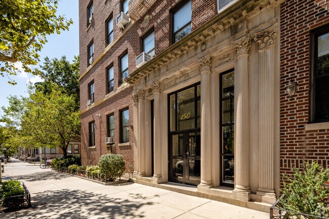 Building Photo - 150 Prospect Park W