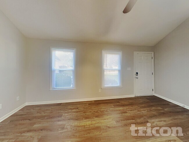 Building Photo - 8820 Kishorn Ct