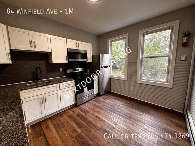 Foto del edificio - 84 Winfield Ave