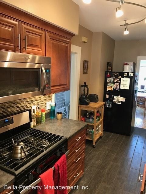 Foto del edificio - 2215-2221 E Beverly Rd