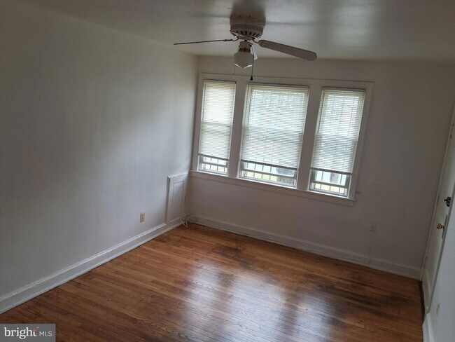 Foto del edificio - 432 2nd St SE