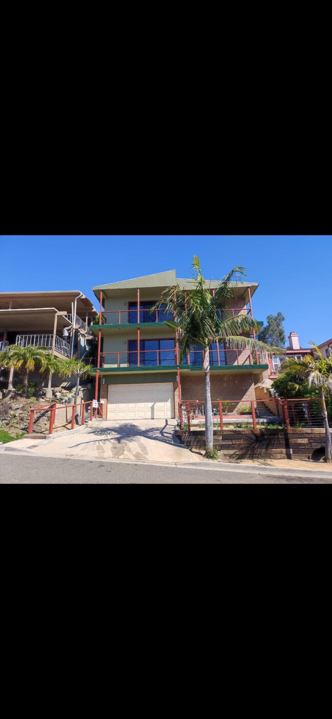 Foto del edificio - 2050 N Terrace Dr