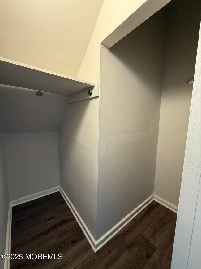 Foto del edificio - 409 Sixth Ave