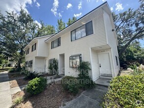 Building Photo - 6292 SW 8th Pl