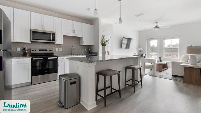 Foto del edificio - 12525 Tibbets Ln