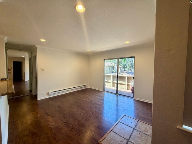 Building Photo - 3284 Red Cedar Terrace