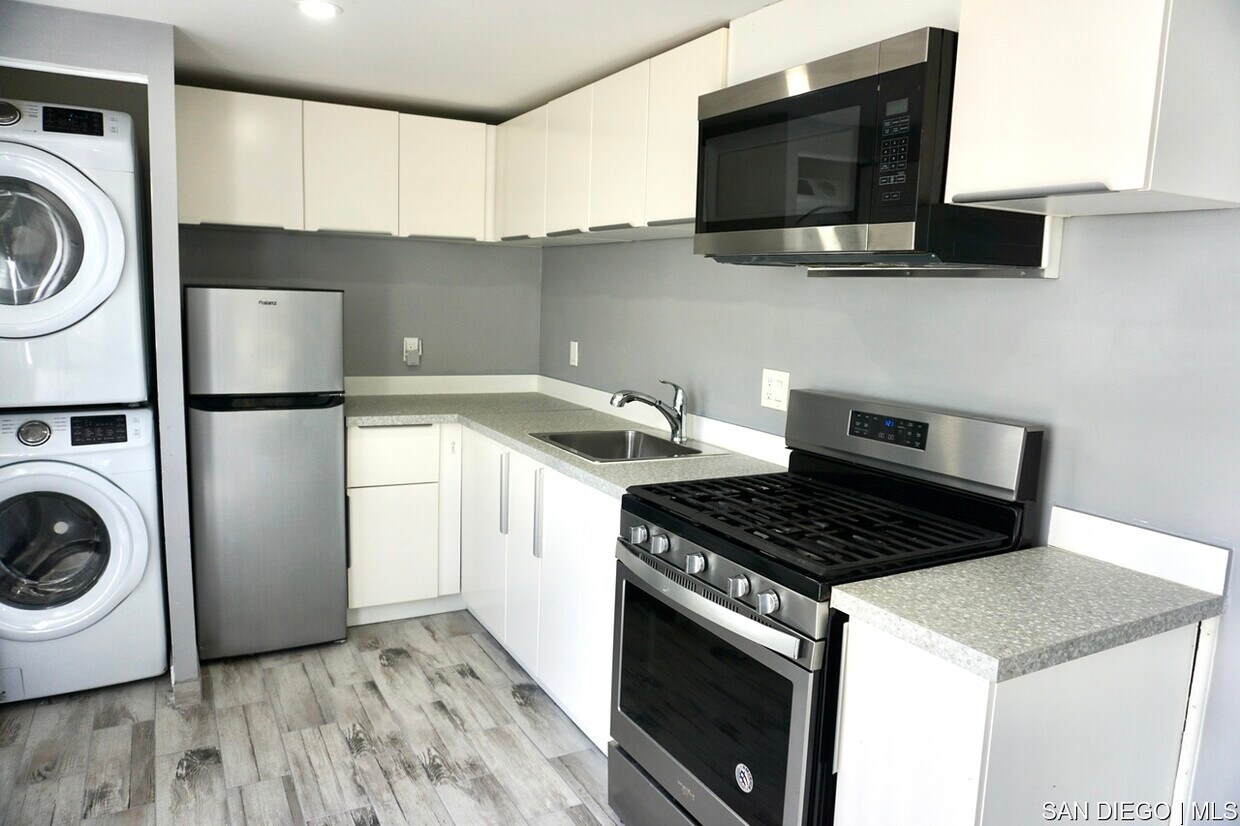 Primary Photo - 3756 Tennyson St