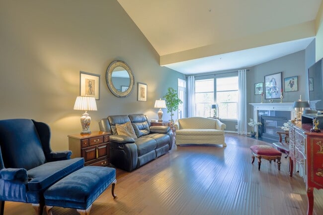 Foto del edificio - Stunning 4 BR/3 BA EOG Townhome in Elkridg...