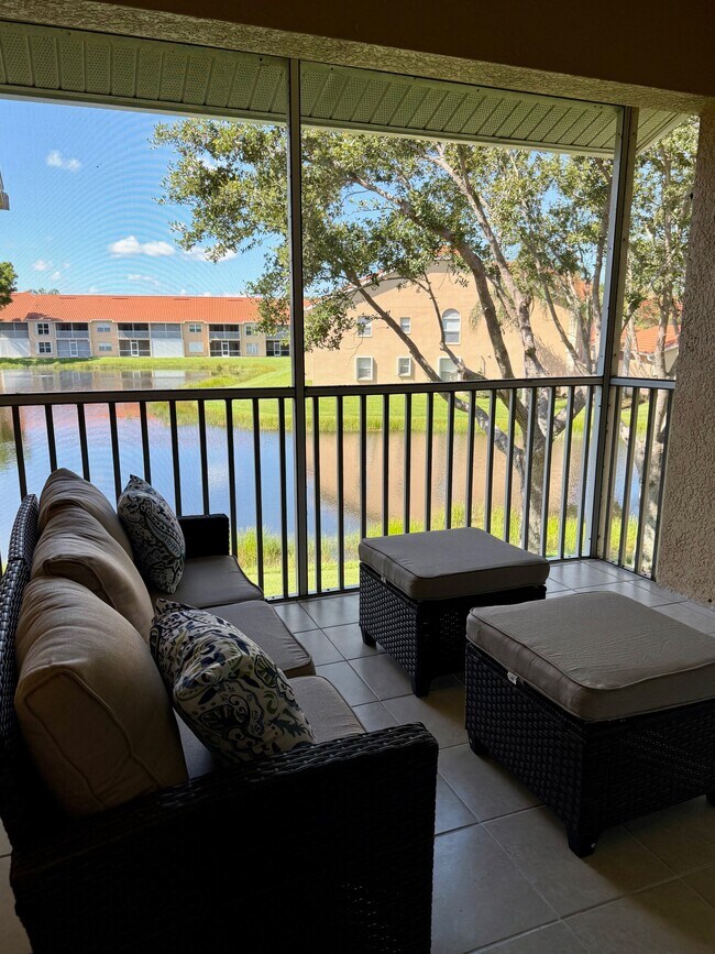 Foto del edificio - 26700 Rosewood Pointe Dr