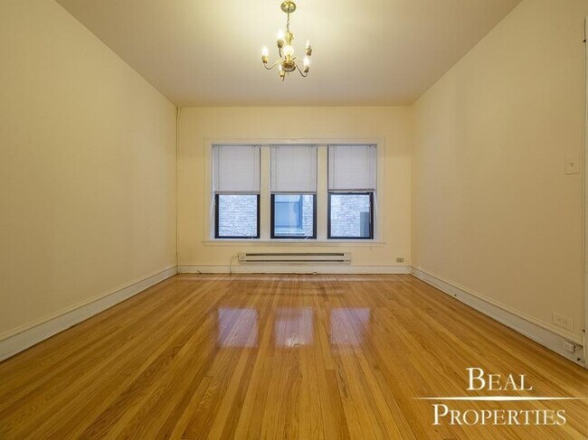Foto del edificio - 2 bedroom in EVANSTON IL 60202
