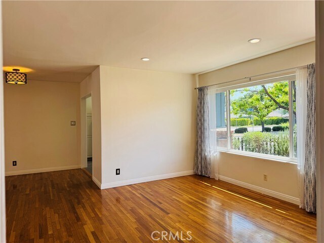 Foto del edificio - 6002 Greenbush Ave