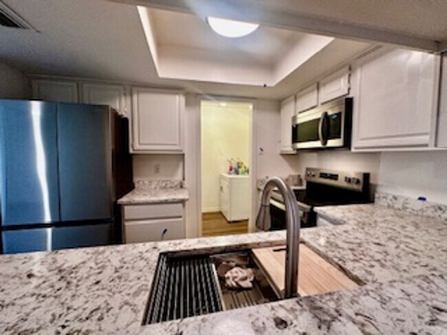 Foto del edificio - 3609 W Northgate Dr