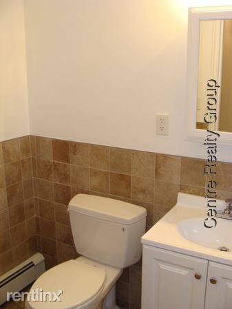 Building Photo - 2 br, 1 bath Apartment - 5 Wesley St